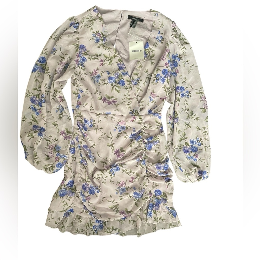 Forever21 Floral Dress with Long Sleeves size small NWT